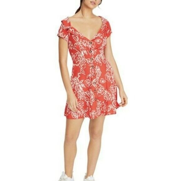 Free People Dresses & Skirts - Free People  A Thing Called Love Floral Dress New!